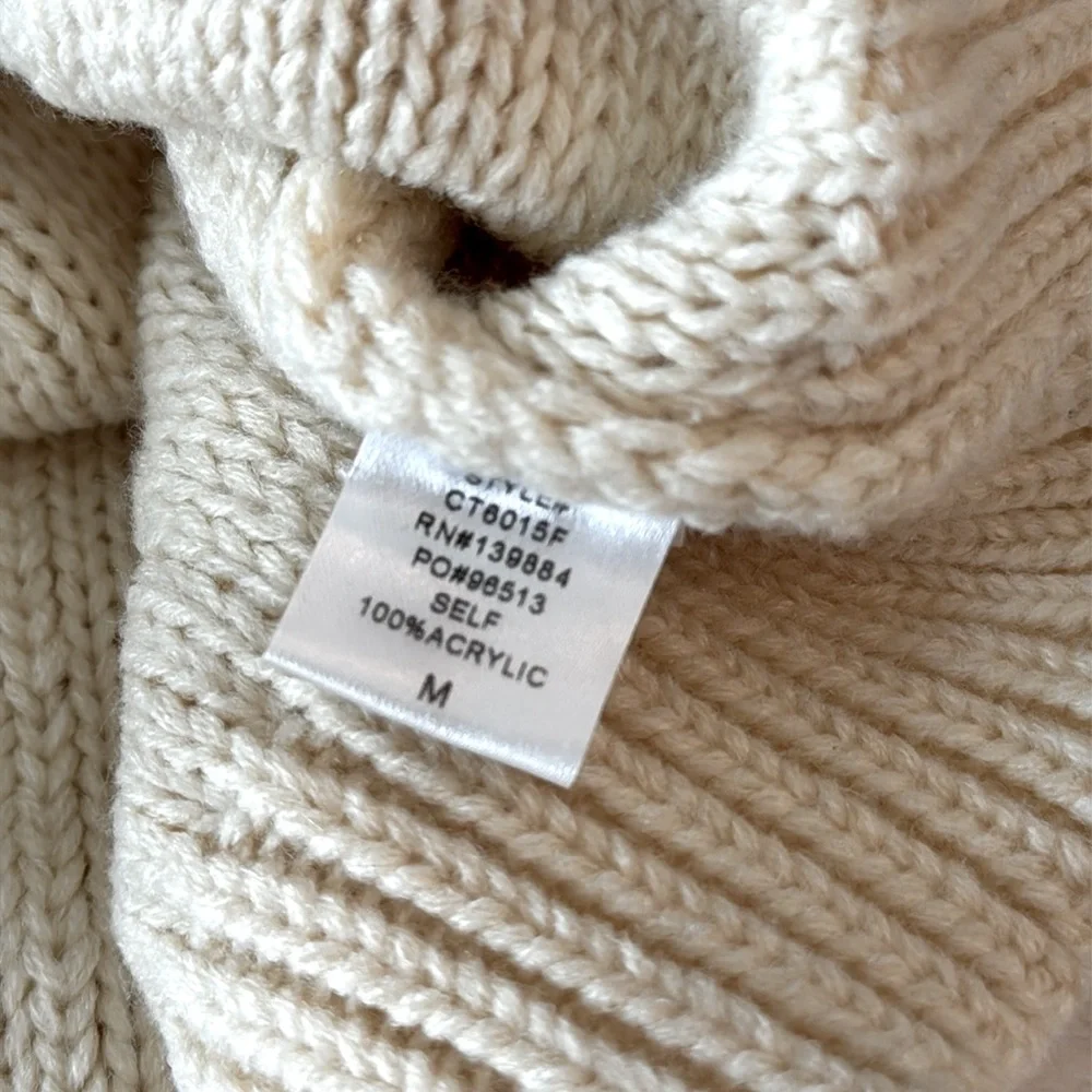 Fashion Nova Crew Neck Cream Knit w/ Fringe Sweater- size M - Picture 6 of 11